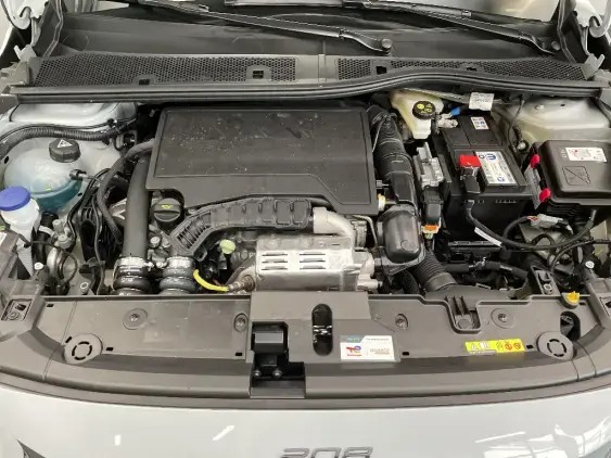 PEUGEOT 208 BUSINESS R II - voiture de démonstration - Photo 20