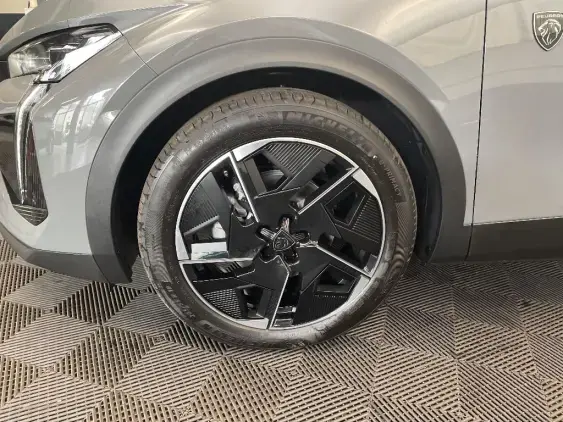 PEUGEOT 408 - voiture de démonstration - Photo 22