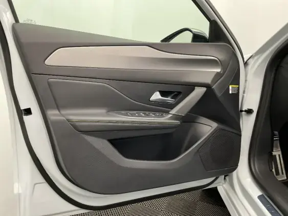 PEUGEOT 308 ELECTRIQUE III - voiture de démonstration - Photo 18