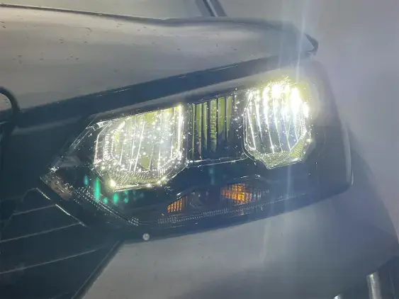 PEUGEOT 2008 - voiture de démonstration - Photo 21