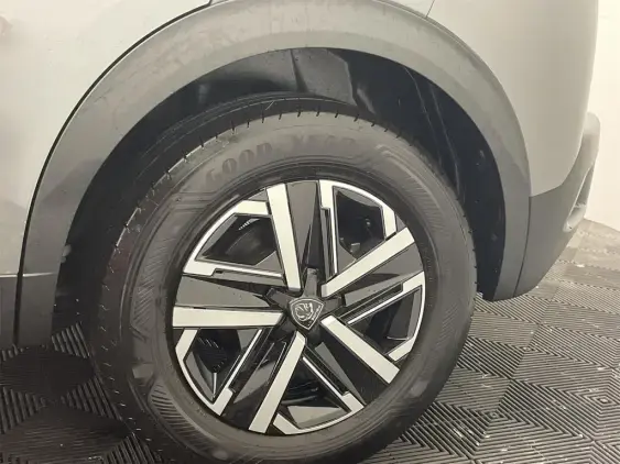 PEUGEOT 2008 - voiture de démonstration - Photo 23