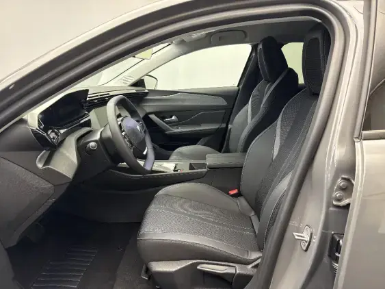 PEUGEOT 308 ELECTRIQUE III - voiture de démonstration - Photo 18