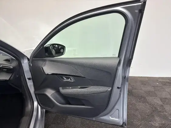 PEUGEOT 208 II - voiture de démonstration - Photo 19