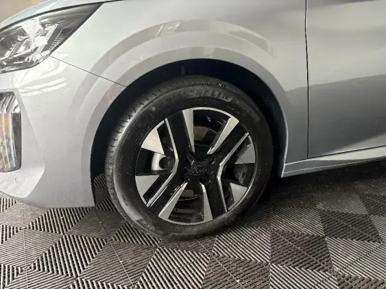 PEUGEOT 208 II - voiture de démonstration - Photo 23