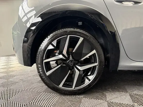 PEUGEOT 208 BUSINESS R II - voiture de démonstration - Photo 24