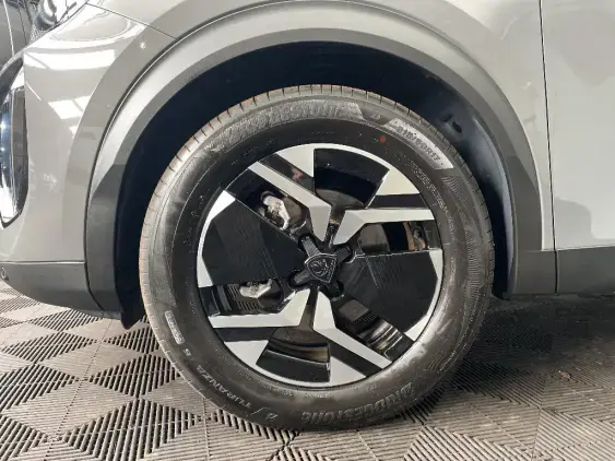 PEUGEOT 2008 - voiture de démonstration - Photo 22