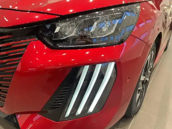 PEUGEOT 208 II - voiture de démonstration - Photo 22