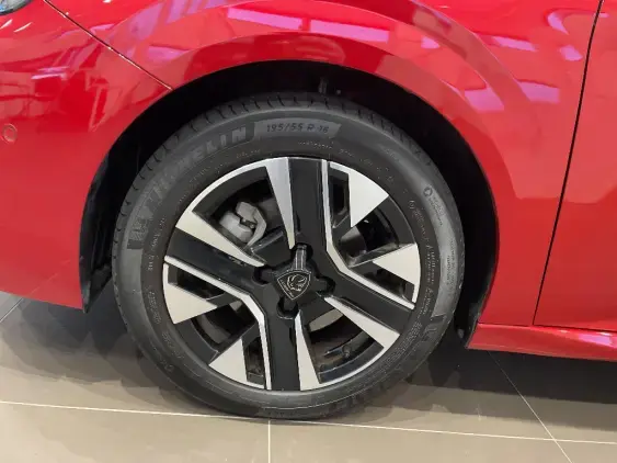 PEUGEOT 208 II - voiture de démonstration - Photo 23