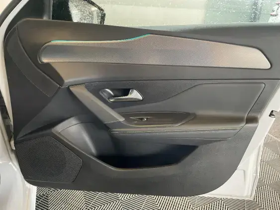 PEUGEOT 308 ELECTRIQUE III - voiture de démonstration - Photo 19