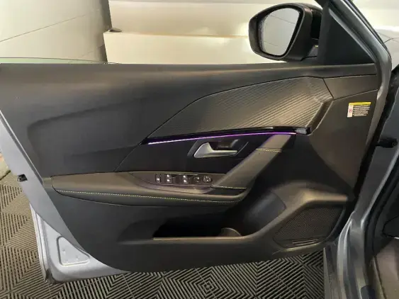 PEUGEOT 208 BUSINESS R II - voiture de démonstration - Photo 19