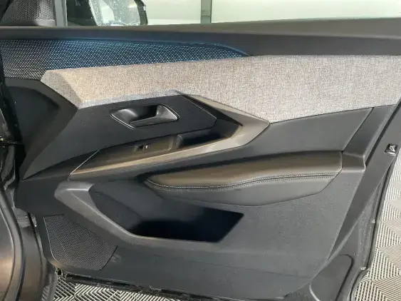 PEUGEOT 5008 III - voiture de démonstration - Photo 19