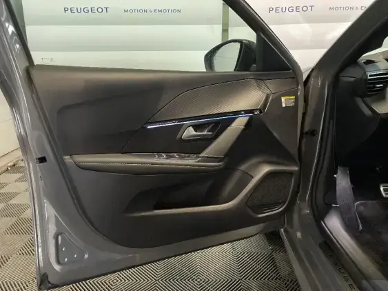 PEUGEOT 208 II - voiture de démonstration - Photo 18