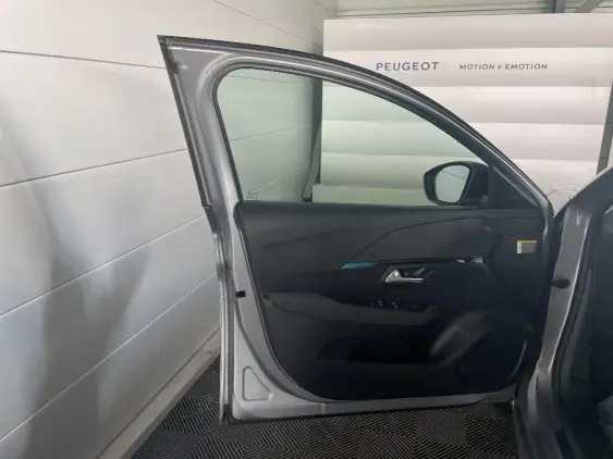 PEUGEOT 308 III - voiture de démonstration - Photo 18