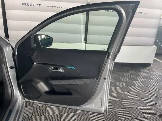 PEUGEOT 308 III - voiture de démonstration - Photo 19