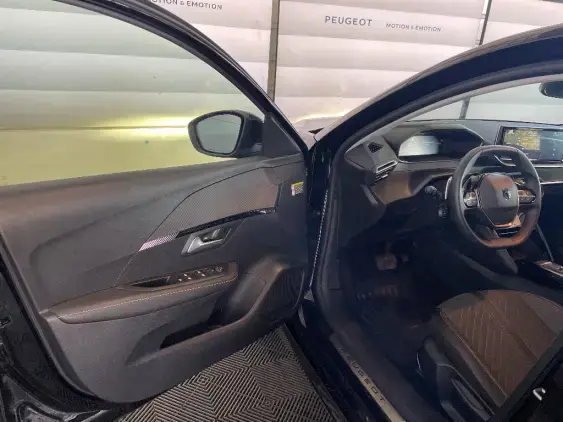 PEUGEOT 208 II - voiture de démonstration - Photo 19
