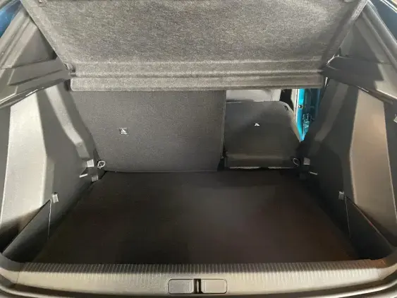 PEUGEOT 2008 - voiture de démonstration - Photo 16