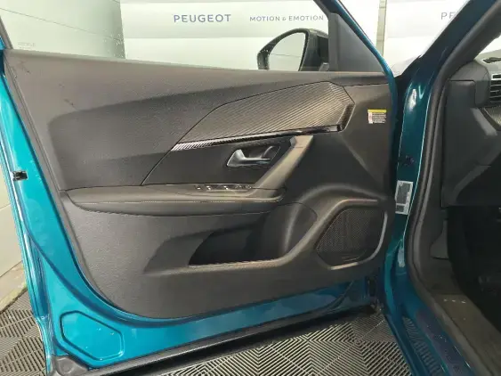 PEUGEOT 2008 - voiture de démonstration - Photo 18