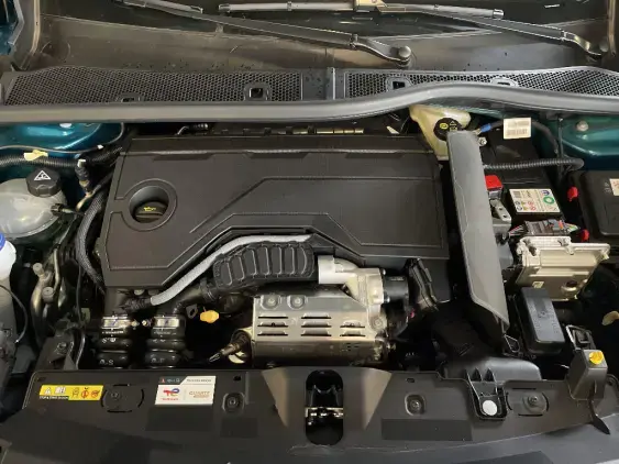 PEUGEOT 2008 - voiture de démonstration - Photo 20