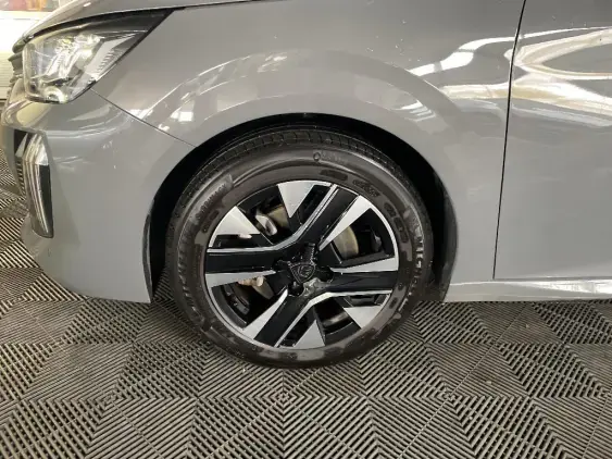 PEUGEOT 208 BUSINESS R II - voiture de démonstration - Photo 23