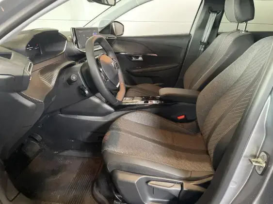 PEUGEOT 208 BUSINESS R II - voiture de démonstration - Photo 18