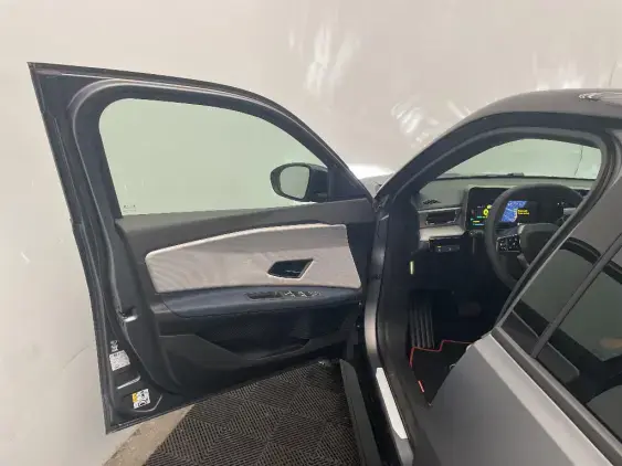 RENAULT 5 III - voiture de démonstration - Photo 19