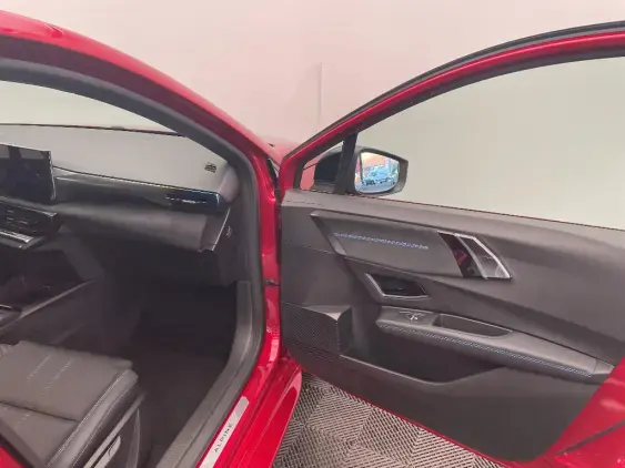 RENAULT CLIO VI - voiture de démonstration - Photo 20