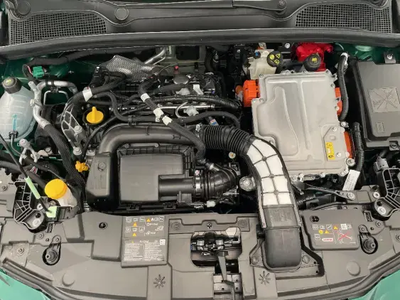 RENAULT CLIO VI - voiture de démonstration - Photo 19