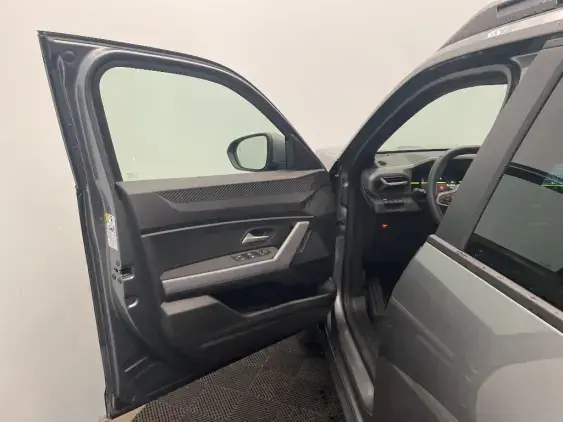 DACIA DUSTER III - voiture de démonstration - Photo 19