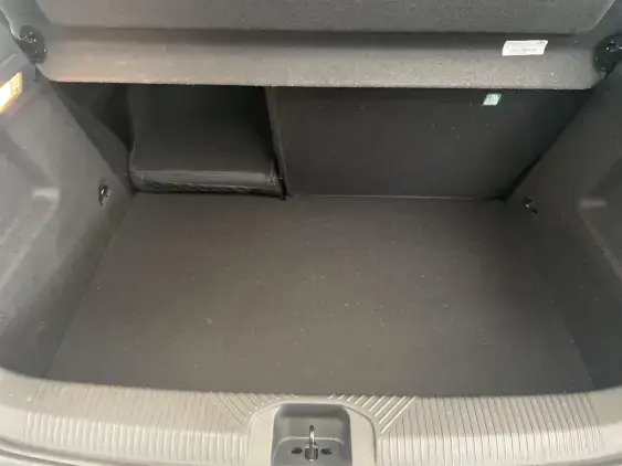 RENAULT CLIO VI - voiture de démonstration - Photo 16