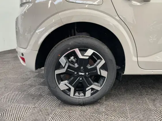 DACIA SANDERO III - voiture de démonstration - Photo 24