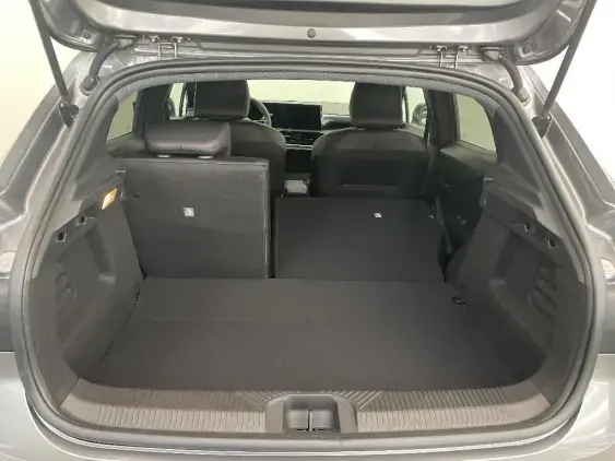 RENAULT CLIO VI - voiture de démonstration - Photo 16