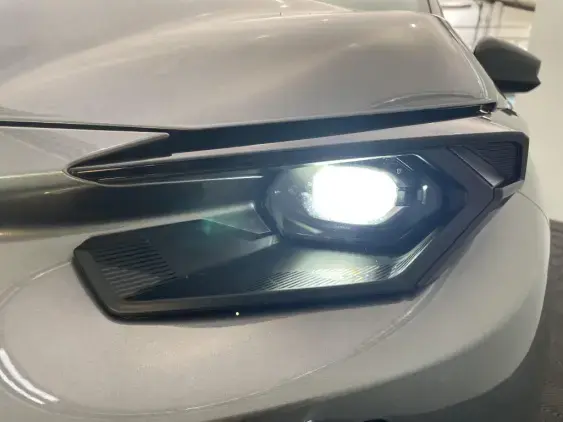 RENAULT CLIO VI - voiture de démonstration - Photo 22