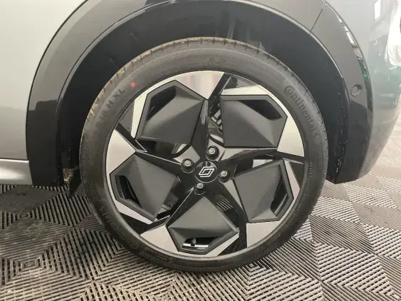 RENAULT CLIO VI - voiture de démonstration - Photo 24