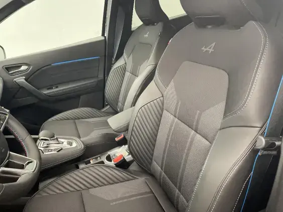 RENAULT SYMBIOZ - voiture de démonstration - Photo 18