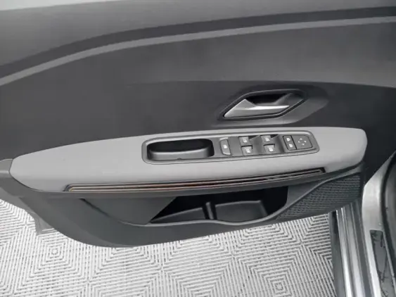 DACIA JOGGER - voiture de démonstration - Photo 19