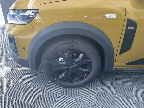 DACIA SANDERO III - voiture de démonstration - Photo 23