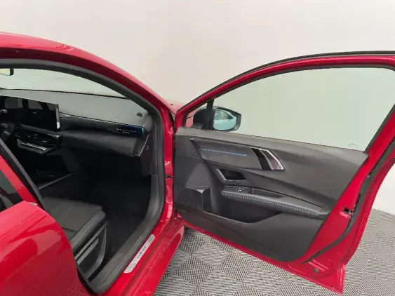 RENAULT CLIO VI - voiture de démonstration - Photo 20