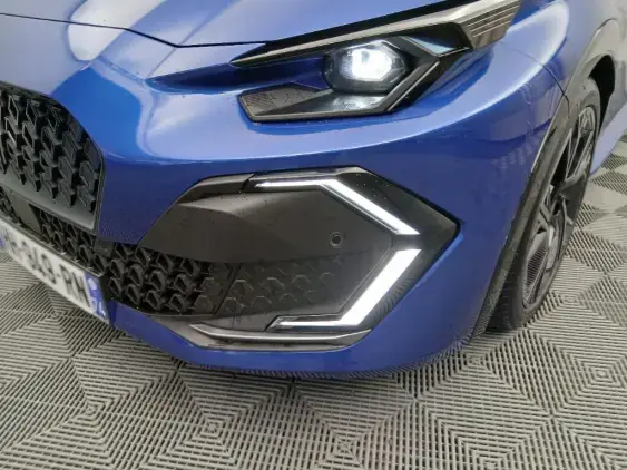 RENAULT CLIO VI - voiture de démonstration - Photo 22