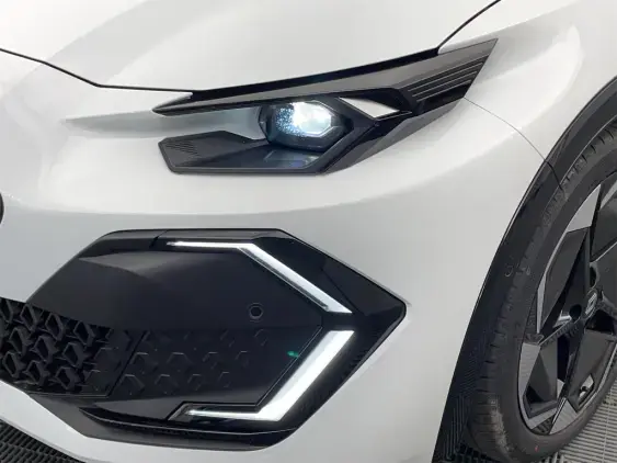 RENAULT CLIO VI - voiture de démonstration - Photo 22