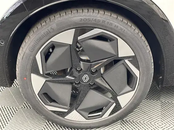 RENAULT CLIO VI - voiture de démonstration - Photo 25