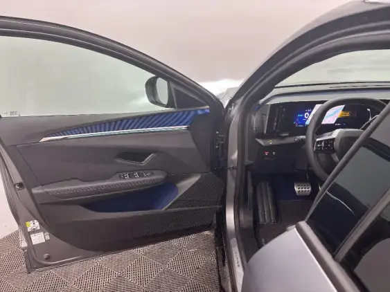 RENAULT MEGANE V - voiture de démonstration - Photo 19