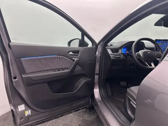 RENAULT SYMBIOZ - voiture de démonstration - Photo 17