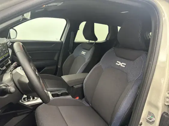 DACIA DUSTER III - voiture de démonstration - Photo 17