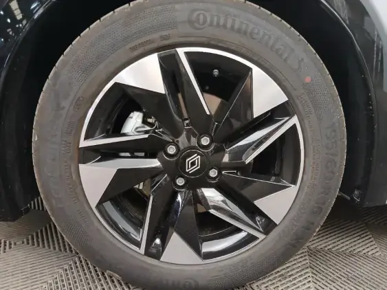 RENAULT CLIO VI - voiture de démonstration - Photo 20
