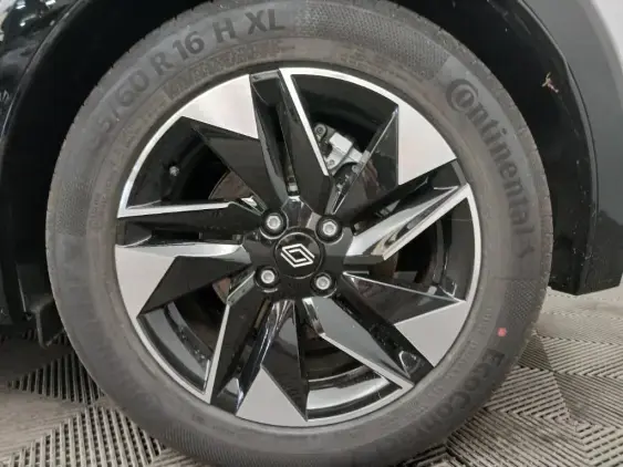 RENAULT CLIO VI - voiture de démonstration - Photo 21