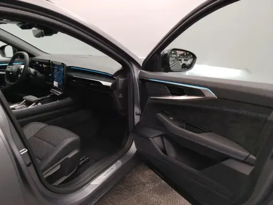 RENAULT ESPACE VI - voiture de démonstration - Photo 18
