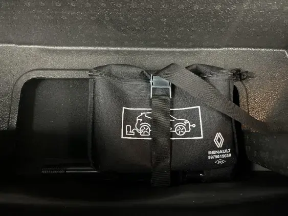 RENAULT ESPACE VI - voiture de démonstration - Photo 17