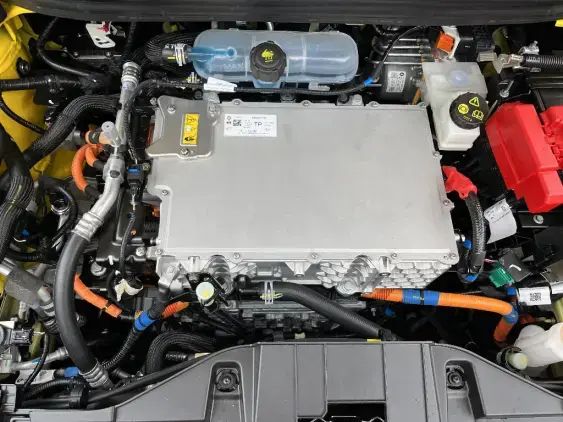 RENAULT 5 III - voiture de démonstration - Photo 21