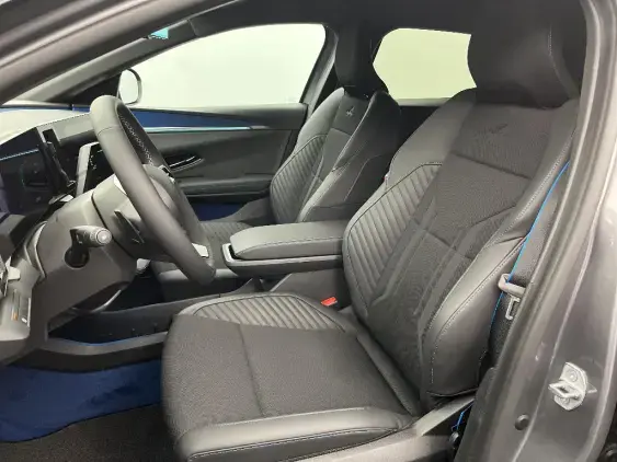 RENAULT MEGANE V - voiture de démonstration - Photo 18