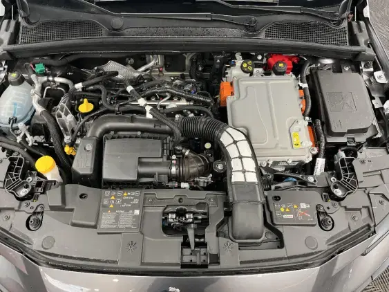 RENAULT CLIO VI - voiture de démonstration - Photo 21